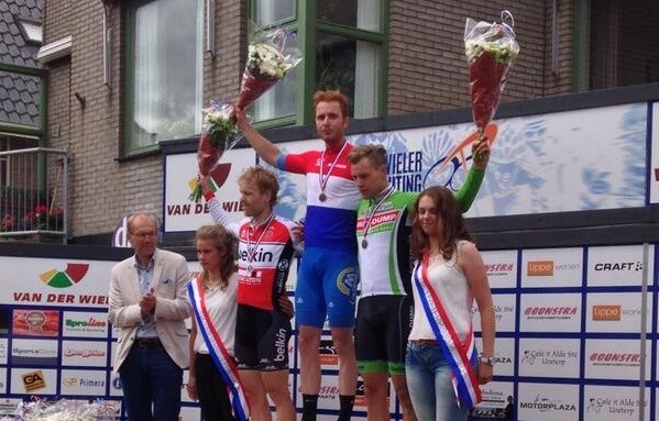 Schmidt Nederlands kampioen elite zonder contract